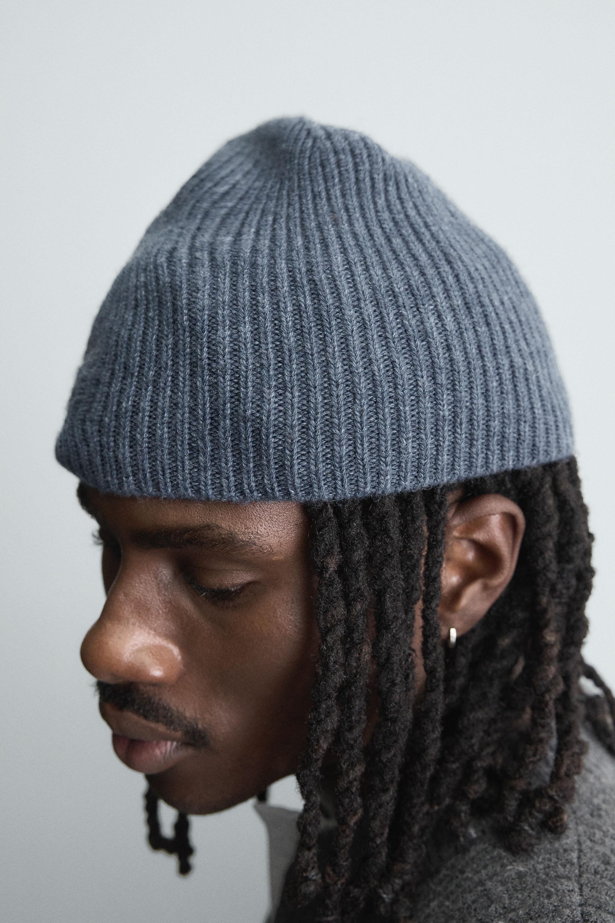 WOOL BLEND RIBBED BEANIE